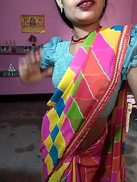 Eshna Dabral online show from 11.12.25