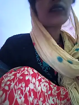 Eshna Dabral online show from 11.15.25