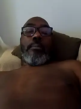 Bigmaumau54 online show from 12.14.25