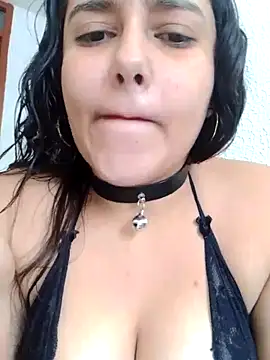 dulcewitch online show from 10.18.25