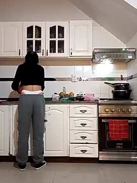 Snapshot of Camilitah chatting on 09.17.25 Camilitah online show from 09.17.25