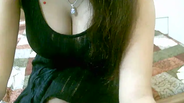 Snapshot of ragini_m_m_s chatting on 09.17.25 ragini m m s online show from 09.17.25