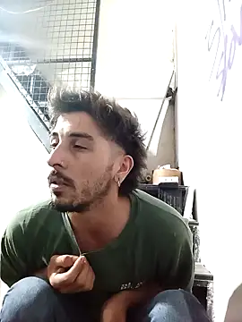 Tiococo420 online show from 10.18.25