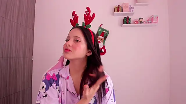 ImBunnyNova online show from 12.17.25