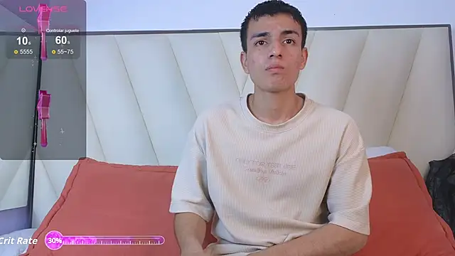 Snapshot of Hotboy21_ chatting on 10.10.25 Hotboy21 online show from 10.10.25