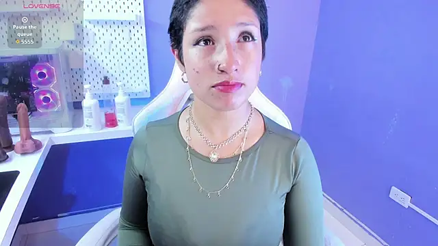 Elaine87  online show from 11.20.25