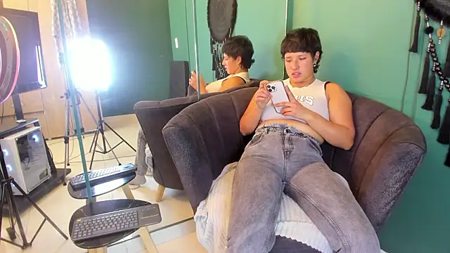 Elaine87  online show from 02.28.26