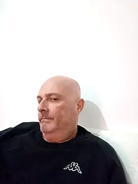 Alexis Bull online show from 10.28.25