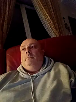 Alexis Bull online show from 03.18.26