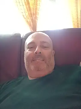 Snapshot of Alexis_Bull chatting on 06.14.26 Alexis Bull online show from 06.14.26