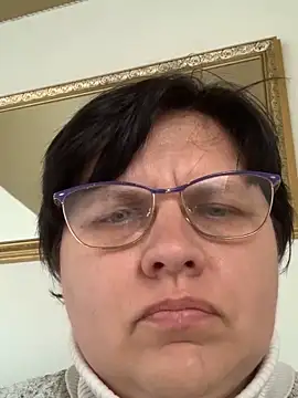 Snapshot of Violetta4635 chatting on 03.20.25 Violetta4635 online show from 03.20.25