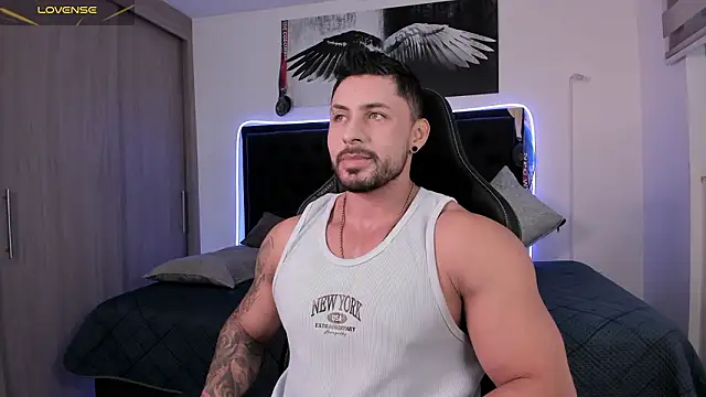 santi aesthetic online show from 02.23.26