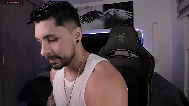 santi aesthetic online show from 03.26.26