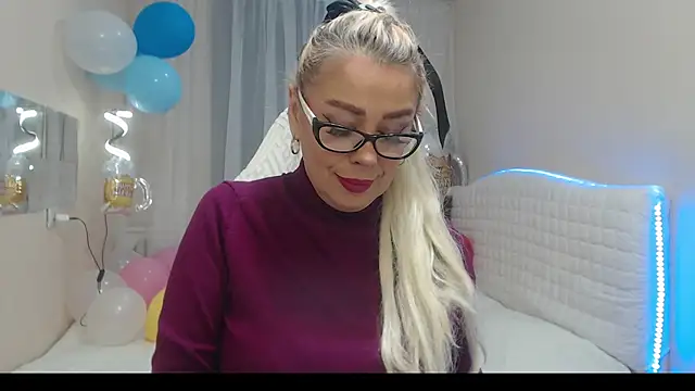 KatrinaCharm online show from 10.09.25