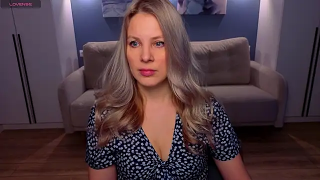 MelanieBennett online show from 04.09.26