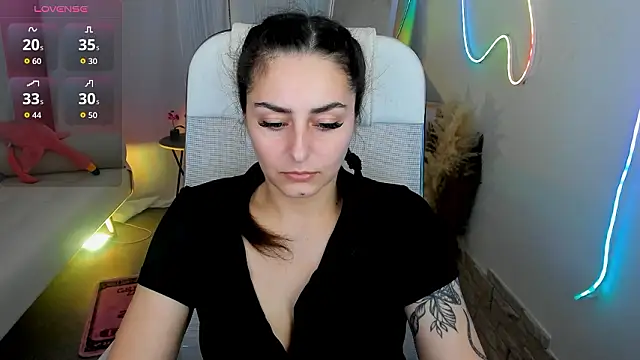 ValeriiMills online show from 03.15.26