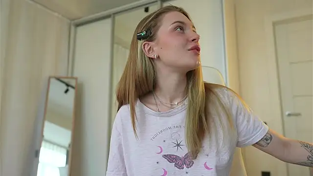 Cyberheart  online show from 03.21.25