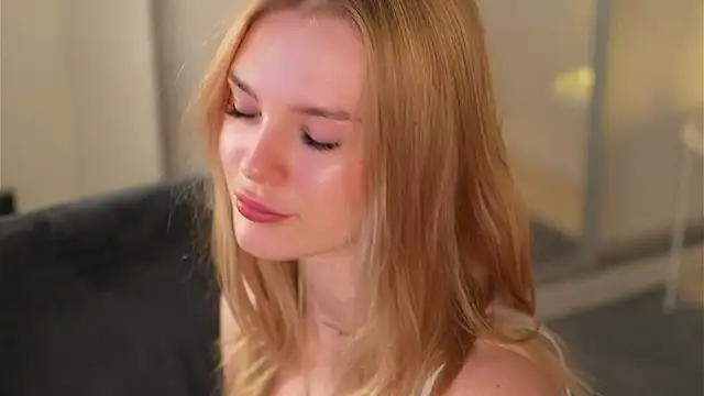 Cyberheart  online show from 11.05.25