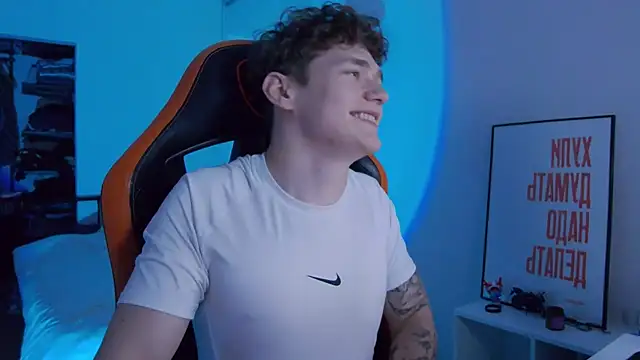 DanyDavis online show from 10.18.25