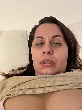 Claudia hotxxx online show from 10.29.25