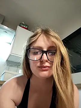 tuny x online show from 04.17.26