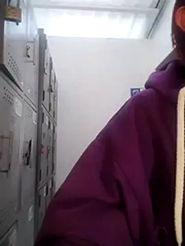 Cerecitaa02  online show from 11.22.25