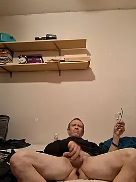 Snapshot of moasslicker chatting on 11.22.25 moasslicker online show from 11.22.25