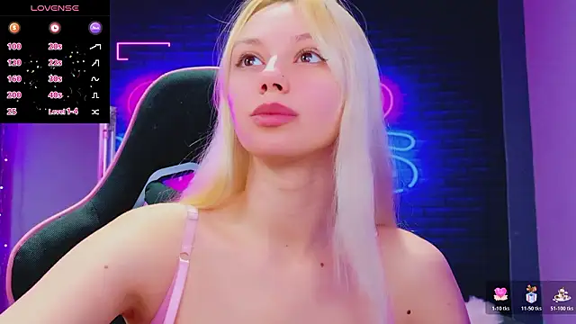 AlessiaCroft online show from 03.17.26