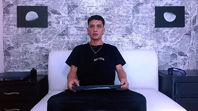 Matt Ruso online show from 10.18.25