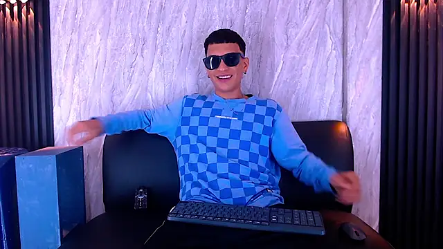 Matt Ruso online show from 10.24.25