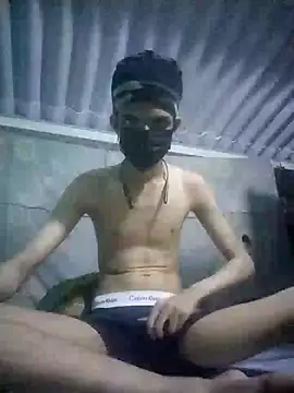 HannanKhan25 online show from 10.31.25