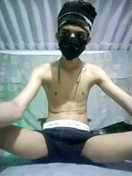 HannanKhan25 online show from 02.23.26