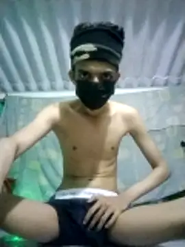 HannanKhan25 online show from 03.04.26