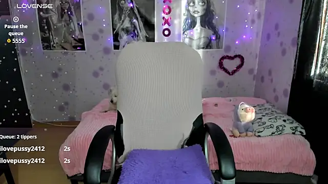 Medussa katt online show from 12.16.25