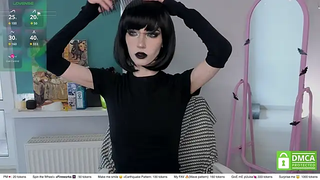 Snapshot of sweetuniporn chatting on 04.25.26 sweetuniporn online show from 04.25.26