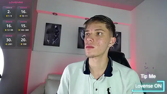 Snapshot of Robbin_Blaze chatting on 02.06.26 Robbin Blaze online show from 02.06.26