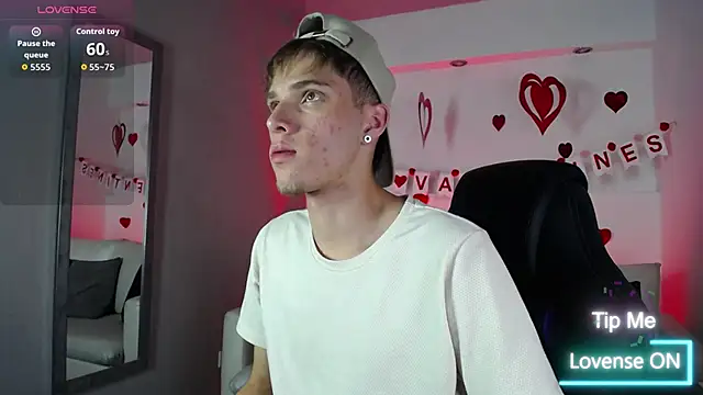 Snapshot of Robbin_Blaze chatting on 02.14.26 Robbin Blaze online show from 02.14.26