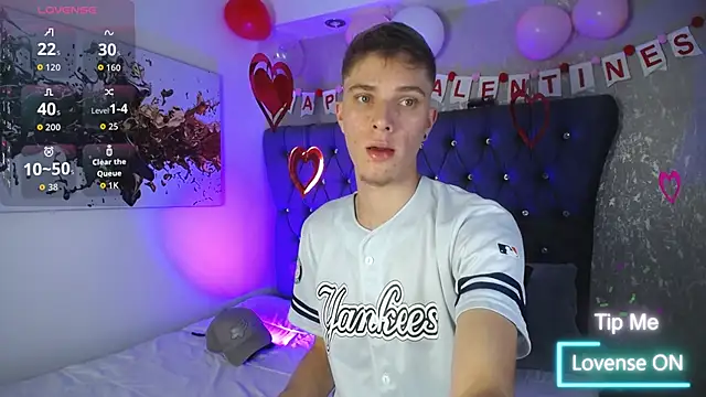 Snapshot of Robbin_Blaze chatting on 02.20.26 Robbin Blaze online show from 02.20.26