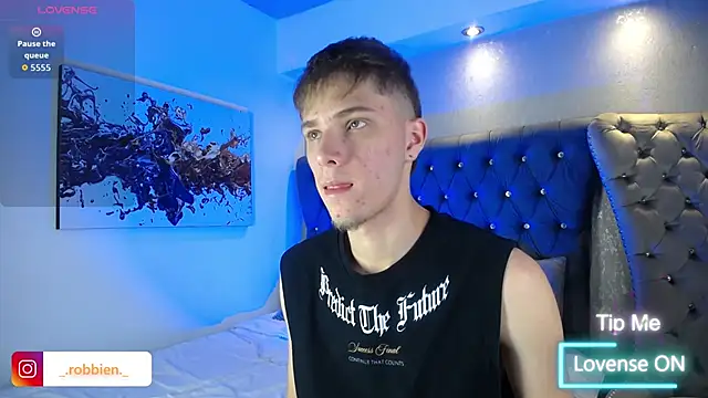 Snapshot of Robbin_Blaze chatting on 02.26.26 Robbin Blaze online show from 02.26.26