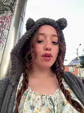 Snapshot of Baby__Otaku chatting on 11.21.25 Baby Otaku online show from 11.21.25