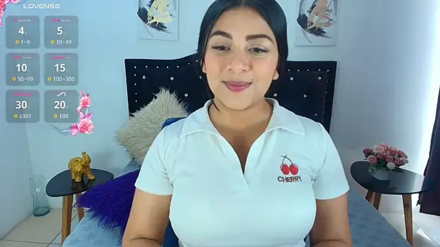 Ariana F W online show from 11.20.25