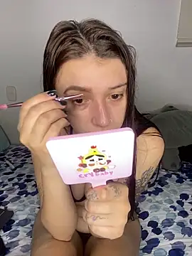 Mia  Gray online show from 12.17.25