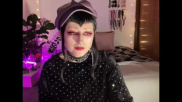 ELENA UMBRA online show from 01.06.26