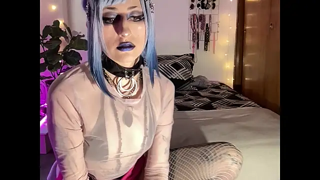 ELENA UMBRA online show from 05.09.26