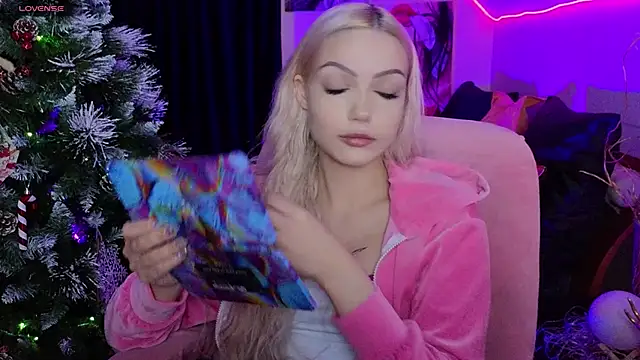 LinaLirian online show from 01.14.26