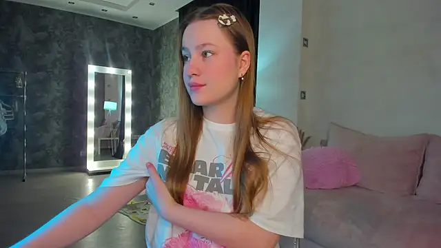 Candy Cansew online show from 03.11.26