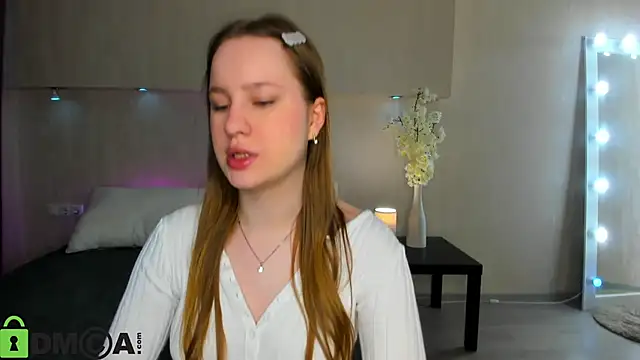 Candy Cansew online show from 03.24.26