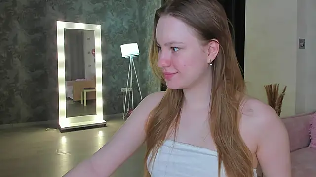 Snapshot of Candy_Cansew chatting on 05.31.26 Candy Cansew online show from 05.31.26