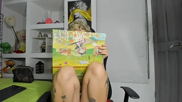 angels petite  online show from 10.06.25