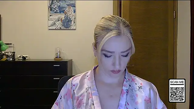 Wild Silk Desire online show from 10.20.25